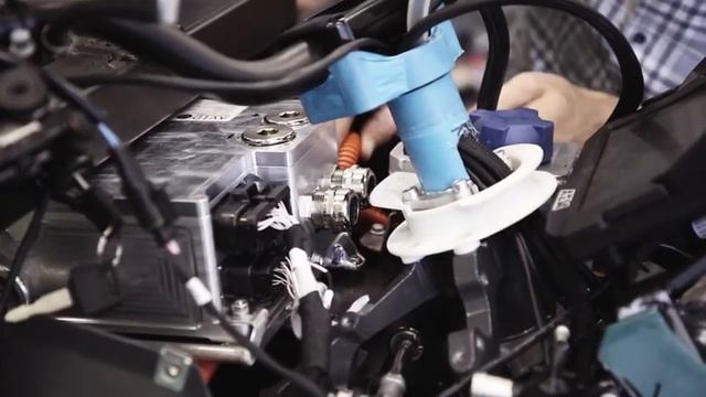 Российский электромотоцикл Aurus смотреть онлайн