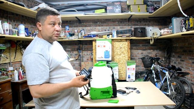 Электрический опрыскиватель Усадьба ЭОЛ 8 Л Литиевый аккумулятор смотреть онлайн