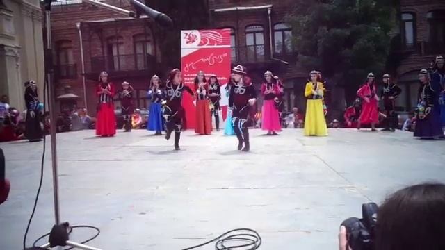 Грузия Сигнаги День Независимости смотреть онлайн