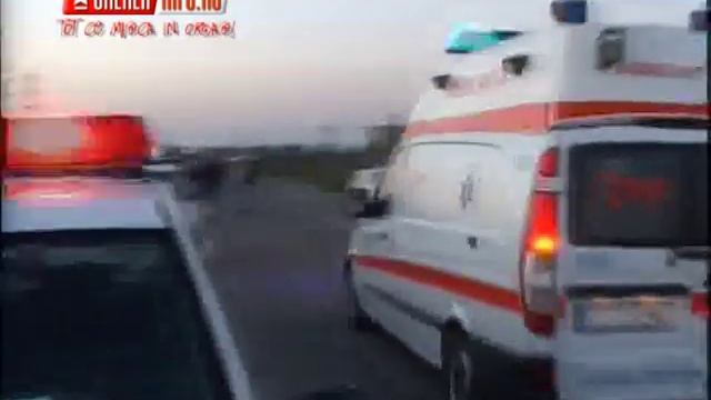 Accident la Fundatura, cu doua BMW-uri si un Peugeot. Un barbat si-a pierdut viata. смотреть онлайн