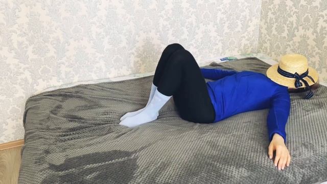 Утренняя гимнастика лёжа на кровати ! смотреть онлайн