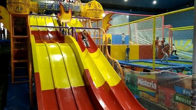 САМЫЙ ЛУЧШИЙ РАЗВЛЕКАТЕЛЬНЫЙ центр для детей и взрослых Мистерия Гомель | Отдых для всей семьи 2020 смотреть онлайн