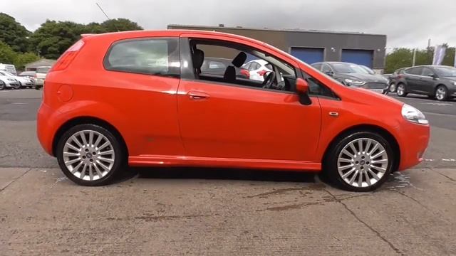 Fiat GRANDE 1.4 16V Sporting 3dr U79910 смотреть онлайн