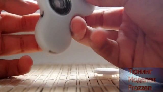 Обзор на спиннер с LED подсветкой и Bluotooth колонкой смотреть онлайн