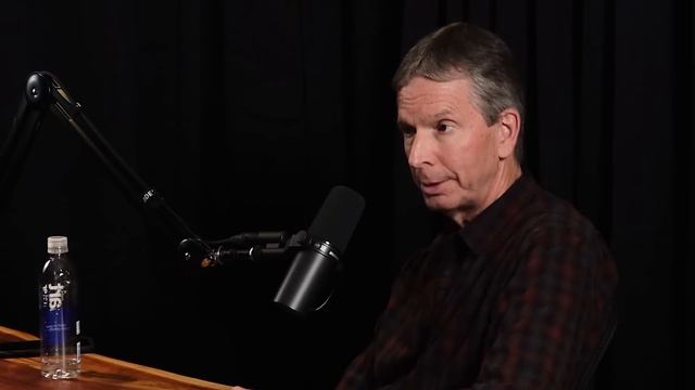 Does questioning reality lead you to madness? | Donald Hoffman and Lex Fridman смотреть онлайн