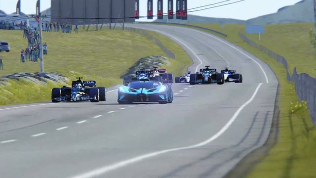 Bugatti Bolide vs F1 2021 Cars at Highlands смотреть онлайн