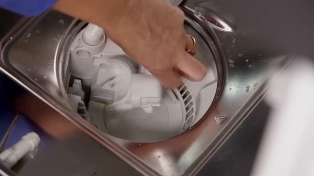 Küchenhaus Böttcher Miele Geschirrspüler pumpt nicht ab, klapperndes Geräusch смотреть онлайн