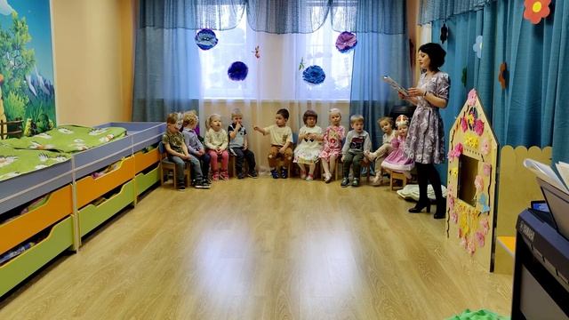 Праздник "Как звери весну будили" в детском саду "Маленькая страна" в Одинцово смотреть онлайн