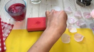 Чайная роза из вафельной бумаги . Цветок для украшения торта . Подробный мастер класс