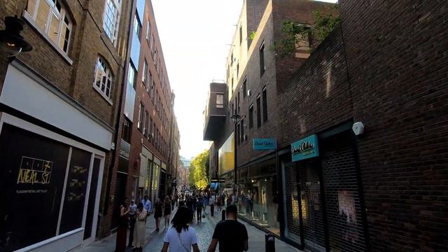 Soho and Covent Garden - LONDON UK : Video Travel Guide смотреть онлайн