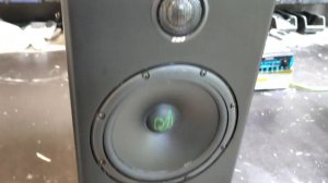 Колонки из автомобильных динамиков