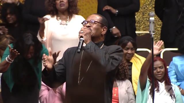 Ayanna Bereal / Bishop Blake Singing at West Angeles COGIC 2016 HD! смотреть онлайн
