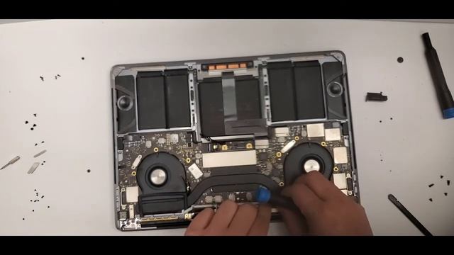MacBook Pro 2017 Screen Replacement Full Video