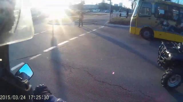 Покатушки по г. Бровары квадроцикл, спорт, эндуро. kawasaki zx600r ninja, yamaha grizzly 660 смотреть онлайн