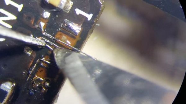 Замена micro usb,восстановление дорожек под micro usb под микроскопом