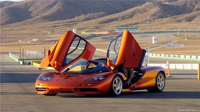 Ferrari Enzo Vs McLaren F1 - Fifth Gear