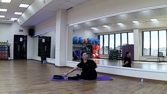 Йога с Лилией Комаровой смотреть онлайн