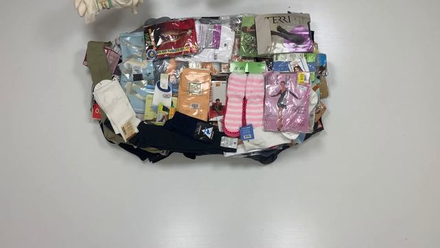 Носки та капронки. Нові. Вага 10 кг. Ціна 8 євро. Євроманія секонд хенд оптом смотреть онлайн