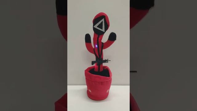 Танцующий кактус / Игра в Кальмара / Танцующий охранник / игрушка игра в кальмара смотреть онлайн