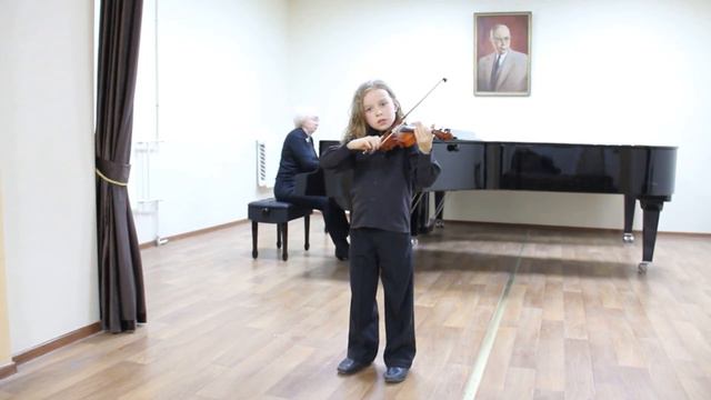 Александр Постников, В. Моцарт, "Майская песня", преподаватель В.В. Остенный смотреть онлайн