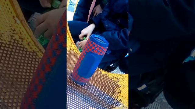 Льём на колонку воду!!! смотреть онлайн