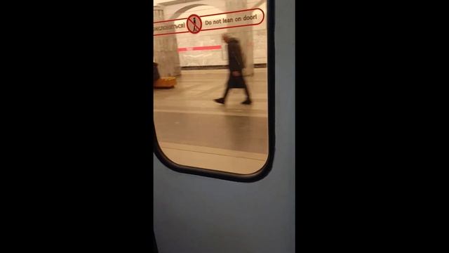Поездка в метро СПБ 29.04.2023 смотреть онлайн