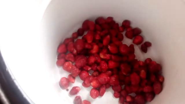Заготовка #Клубники на зиму. Заготавливаю как любят Дети ) смотреть онлайн