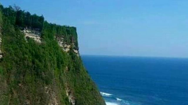 Uluwatu Beach, Bali Indonesia | Pantai Uluwatu, Bali Indonesia смотреть онлайн