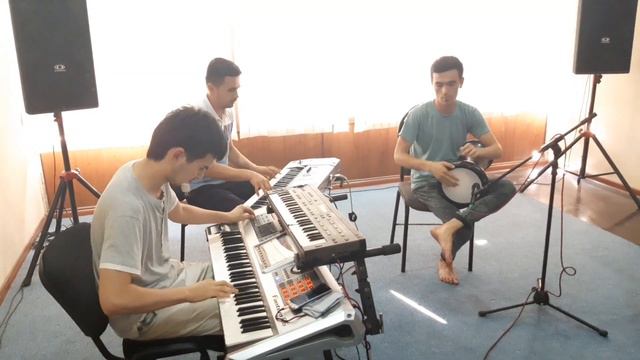 Ajoyib trio смотреть онлайн