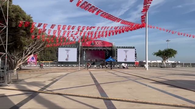 В ТО ВРЕМЯ КОГДА АРАБЫ РАЗБИВАЛИ НАМ ГОРОД ВЫ НАС ПОДДЕРЖАЛИ смотреть онлайн