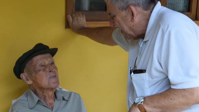 Morre, aos 100 anos, Theodoro Kuhn смотреть онлайн