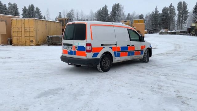 Köp Skåpbil Volkswagen Caddy på Klaravik смотреть онлайн