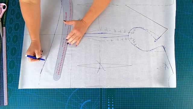 Модная туника без вытачек. Эта туника станет незаменимой деталью вашего образа.mp4