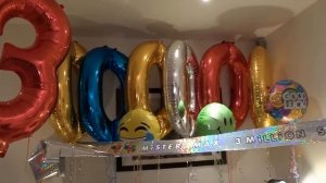 Mister Max идёт первый раз в первый класс Отмечаем 2 ПРАЗДНИКА.Miss Katy