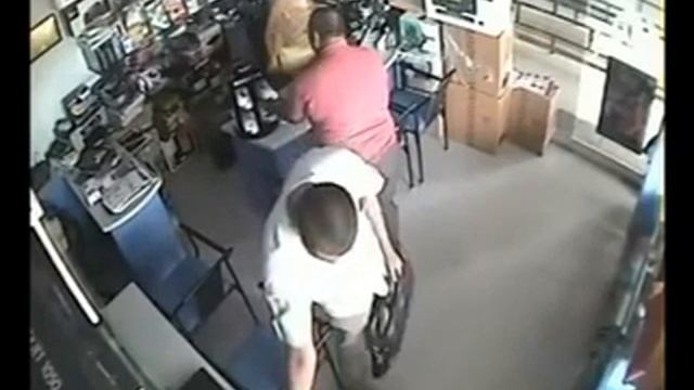 Профессионалы в своем деле, кража ноутбука смотреть онлайн