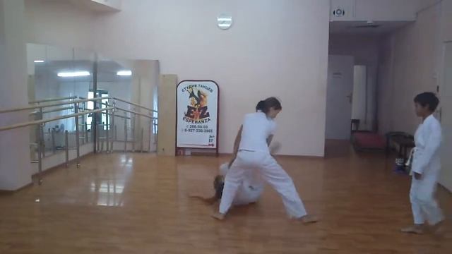 Сихо нагэ омотэ (дети тренировка айкидо) смотреть онлайн