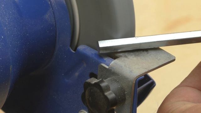 Насадка для винтоверта или шуруповёрта из старого пистолета от герметика смотреть онлайн