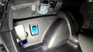 Нива. Снятие обшивки багажника и ревизия салона