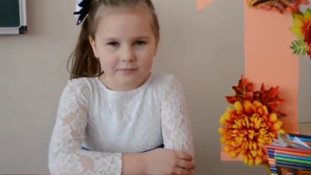 Страна читающая - Дарья Мазур читает произведение В. Маяковского "Сказка о Красной шапочке" смотреть онлайн