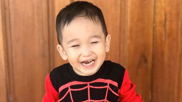Singing baby FABIO SANTOS / Kapuso Mo Jessica Soho смотреть онлайн
