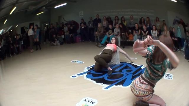 NOGI v RUKI 7хVOGUE 1/4 Ольга Егорова vs Ксюша смотреть онлайн