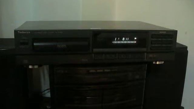 CD Player Technics SL-PG100 смотреть онлайн