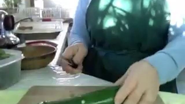 Raw Vegan Yogurt and Chocolate Milk смотреть онлайн