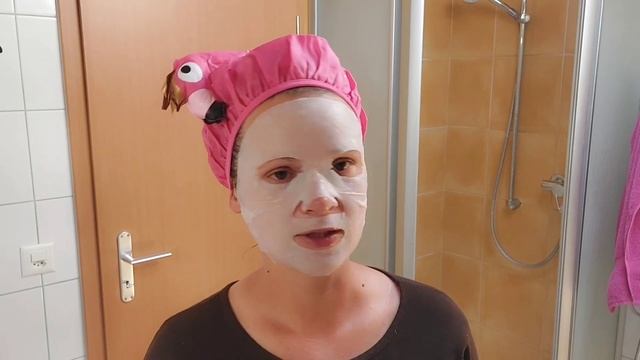 Всех заблокировала/Поднимаем настроение /Маска для волос/Булочки с корицей/Швейцария 2022 смотреть онлайн