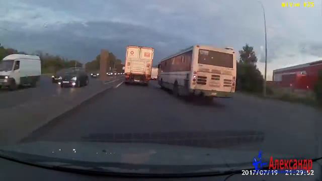 За сколько можно доехать метро Звездная поселок Ленсоветовский /АЛЕКСАНДР Недвижимость смотреть онлайн