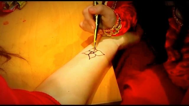 PORT BAKU mall.Шехерезада, национальный костюм, татуировки хной.Восточная сказка.Happy novruz. смотреть онлайн