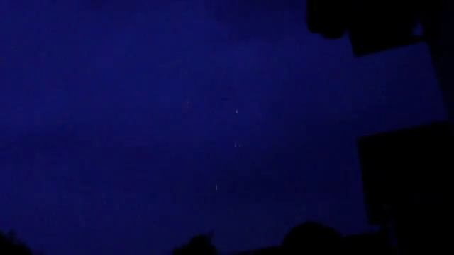 UFO's Over Grimsby, UK - 5th June, 2010 смотреть онлайн