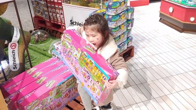 젤리 장난감가게 탐방~ Visit the toy store & jelly shop смотреть онлайн