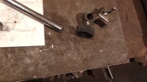 Приспособление для заточки сверл. Tool for sharpening drills.