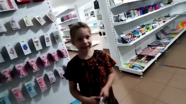 СОБРАЛИ КАМИЛЛУ К ШКОЛЕ// смотреть онлайн